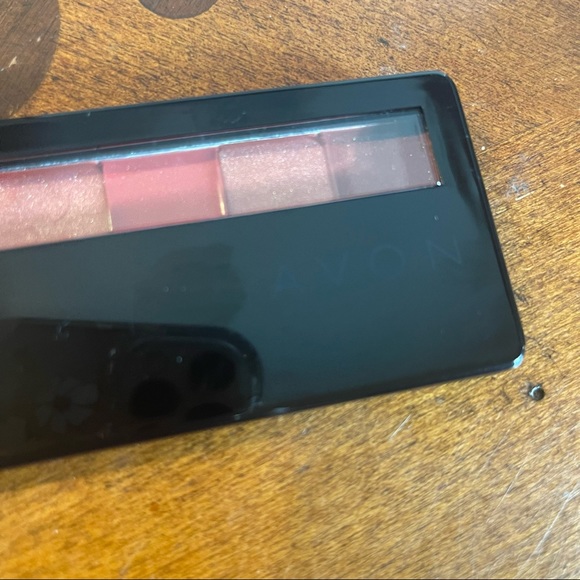 Avon 8 in 1 Lip Palette Natural Ribbons - Picture 6 of 10